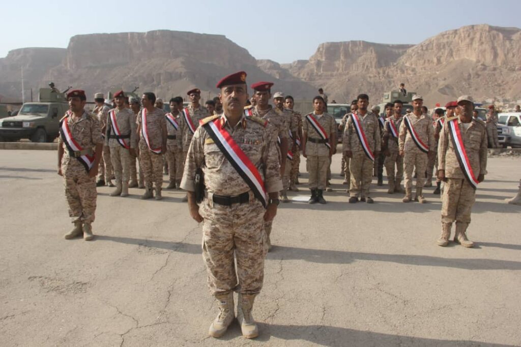 شاهد بالصور .. قيادة المنطقة العسكرية الأولى تشهد عرضا عسكريا مهيبا بمناسبة الذكرى الـ 61 لثورة الـ 26 سبتمبر شاهد بالصور .. قيادة المنطقة العسكرية الأولى تشهد عرضا عسكريا مهيبا بمناسبة الذكرى الـ 61 لثورة الـ 26 سبتمبر