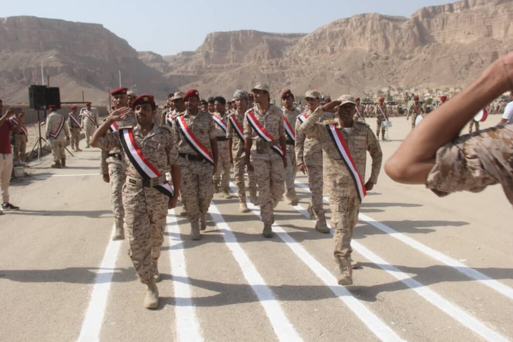 شاهد بالصور .. قيادة المنطقة العسكرية الأولى تشهد عرضا عسكريا مهيبا بمناسبة الذكرى الـ 61 لثورة الـ 26 سبتمبر شاهد بالصور .. قيادة المنطقة العسكرية الأولى تشهد عرضا عسكريا مهيبا بمناسبة الذكرى الـ 61 لثورة الـ 26 سبتمبر