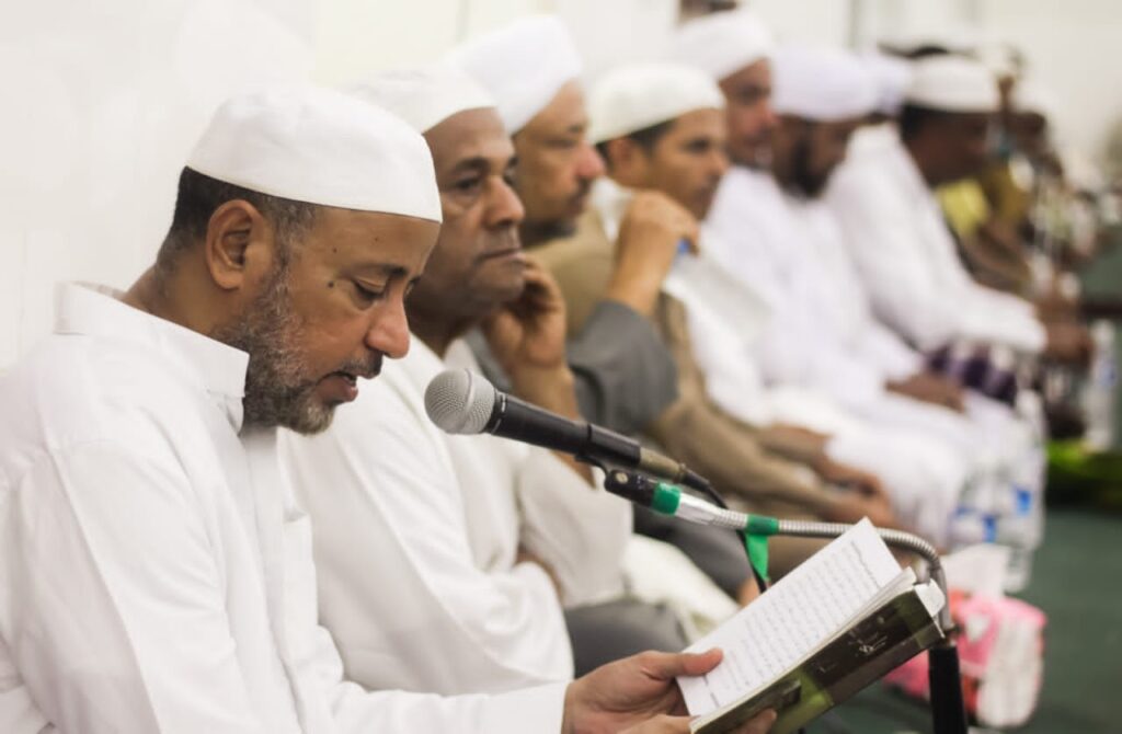 "جامع بروم" .. يشهد احتفالا بذكرى المولد النبوي الشريف "جامع بروم" .. يشهد احتفالا بذكرى المولد النبوي الشريف