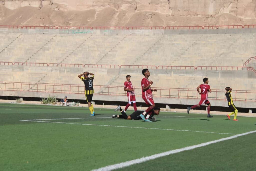 نادي اتحاد سيئون ينتصر بهدف دون مقابل لنادي الريان بساه نادي اتحاد سيئون ينتصر بهدف دون مقابل لنادي الريان بساه