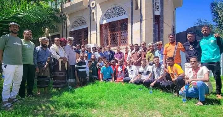 شبوة .. المحافظ ابن الوزير يستقبل قيادات محافظة أبين ونجوم منتحب الناشئين ونادي حسان الرياضي بشبوة . شبوة .. المحافظ ابن الوزير يستقبل قيادات محافظة أبين ونجوم منتحب الناشئين ونادي حسان الرياضي بشبوة .