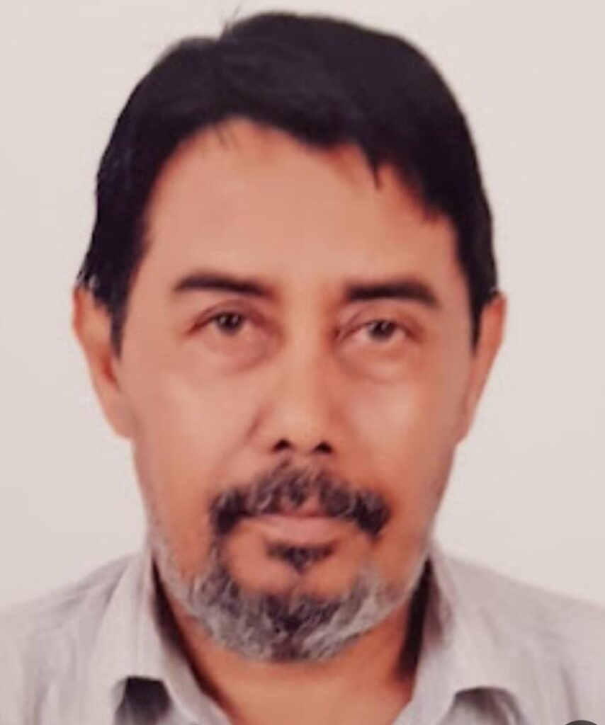 المحافظ بن ماضي يمثل رمزية لوحدة حضرموت، ، ، حتى ولو إختلفنا معه !!! المحافظ بن ماضي يمثل رمزية لوحدة حضرموت، ، ، حتى ولو إختلفنا معه !!!