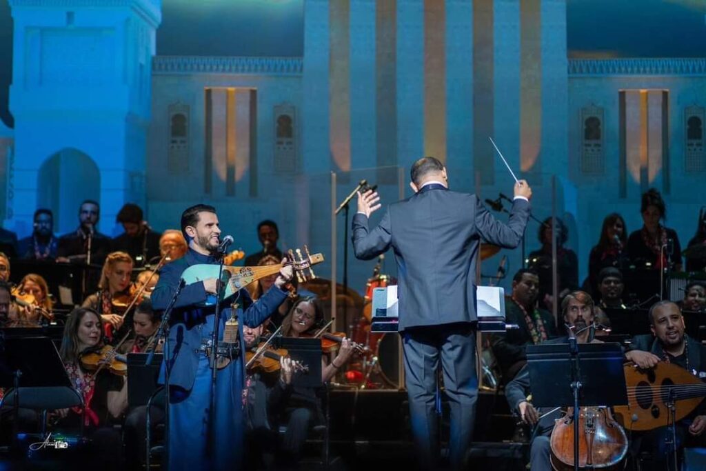 المحافظ بن ماضي يُبارك نجاح "نغم يمني في باريس" ويؤكد بأنها مثلت تظاهرة فنية كبيرة زادت مدينة العطور عطرًا المحافظ بن ماضي يُبارك نجاح "نغم يمني في باريس" ويؤكد بأنها مثلت تظاهرة فنية كبيرة زادت مدينة العطور عطرًا
