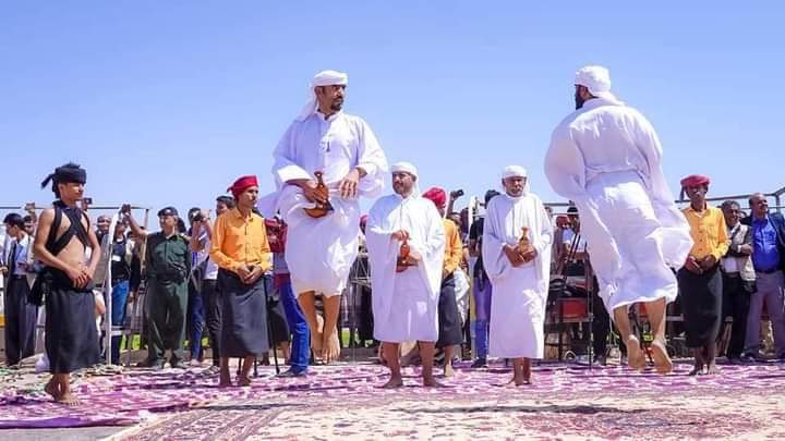 برعاية المحافظ ابن الوزير" شبوة تجدد أصالة الحضارة والتاريخ بمهرجان كرنفالي كبير . برعاية المحافظ ابن الوزير" شبوة تجدد أصالة الحضارة والتاريخ بمهرجان كرنفالي كبير .