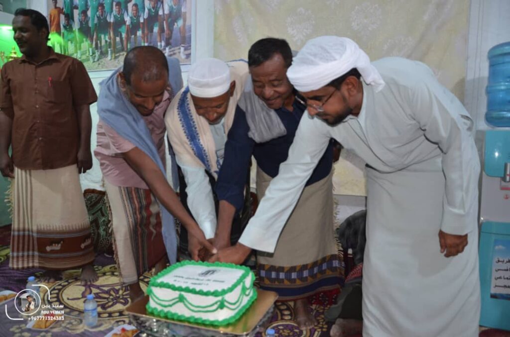 شاهد بالصور .. افتتاح مقر فريق البرق الرياضي الثقافي الاجتماعي بالعجز منطقة قسم بمديرية تريم شاهد بالصور .. افتتاح مقر فريق البرق الرياضي الثقافي الاجتماعي بالعجز منطقة قسم بمديرية تريم