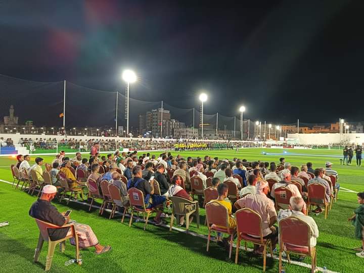 الوكيل باضاوي يفتتح ملاعب العمودي الرياضية بالمكلا "صور" الوكيل باضاوي يفتتح ملاعب العمودي الرياضية بالمكلا "صور"