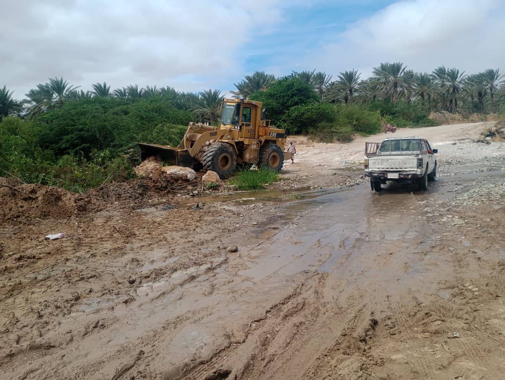 إزاله العوائق في طريق الجفجف السيلة وردم طريق الوادي الرابط بين مناطق السيلة ،نحب وباقي مناطق غيل بن "صور" إزاله العوائق في طريق الجفجف السيلة وردم طريق الوادي الرابط بين مناطق السيلة ،نحب وباقي مناطق غيل بن "صور"