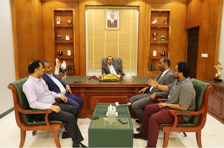محافظ حضرموت يطلع على الترتيبات لتدشين برامج التدريب لتحديد اولويات احتياجات مديريات المحافظة محافظ حضرموت يطلع على الترتيبات لتدشين برامج التدريب لتحديد اولويات احتياجات مديريات المحافظة