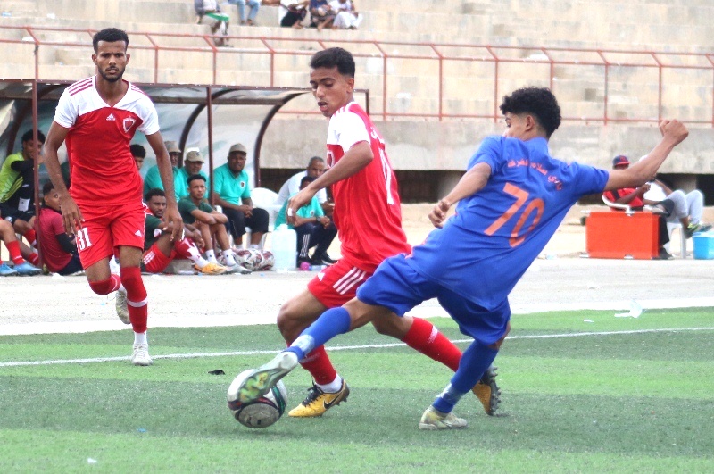 فحمان يواصل صحوته في الدوري العام ويهزم المتصدر السلام بالثلاثة فحمان يواصل صحوته في الدوري العام ويهزم المتصدر السلام بالثلاثة