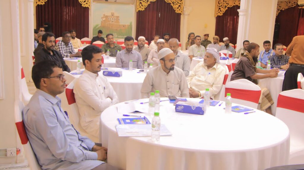 يهدف لتحسين جودة منتجات العسل والبصل بحضرموت وتطوير قدرات تسويقها .. وكيل المحافظة يدشن مشروع تعزيز الوصول للأسوق بمدينة سيئون يهدف لتحسين جودة منتجات العسل والبصل بحضرموت وتطوير قدرات تسويقها .. وكيل المحافظة يدشن مشروع تعزيز الوصول للأسوق بمدينة سيئون