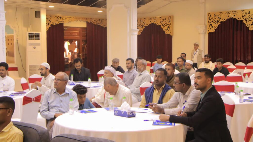 يهدف لتحسين جودة منتجات العسل والبصل بحضرموت وتطوير قدرات تسويقها .. وكيل المحافظة يدشن مشروع تعزيز الوصول للأسوق بمدينة سيئون يهدف لتحسين جودة منتجات العسل والبصل بحضرموت وتطوير قدرات تسويقها .. وكيل المحافظة يدشن مشروع تعزيز الوصول للأسوق بمدينة سيئون