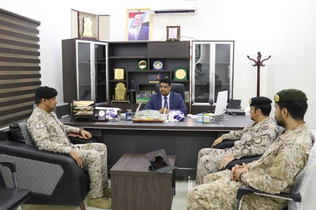 رئيس جامعة المهرة يستقبل قائد قوات الدعم والإسناد لتحالف دعم الشرعية اللواء سلطان البقمي رئيس جامعة المهرة يستقبل قائد قوات الدعم والإسناد لتحالف دعم الشرعية اللواء سلطان البقمي