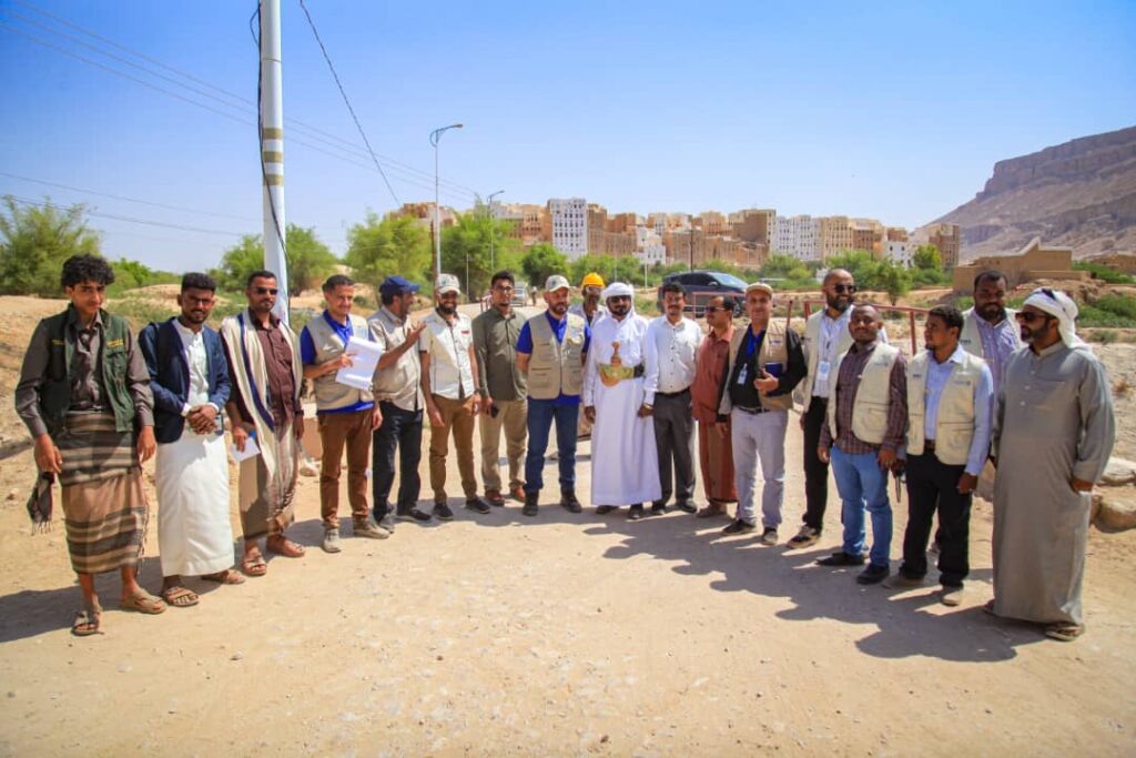 مدير عام مديرية شبام يدشن برفقة وفد منظمة الفاو مشروع تعزيز الصمود في القطاع الزراعي بشبام . مدير عام مديرية شبام يدشن برفقة وفد منظمة الفاو مشروع تعزيز الصمود في القطاع الزراعي بشبام .