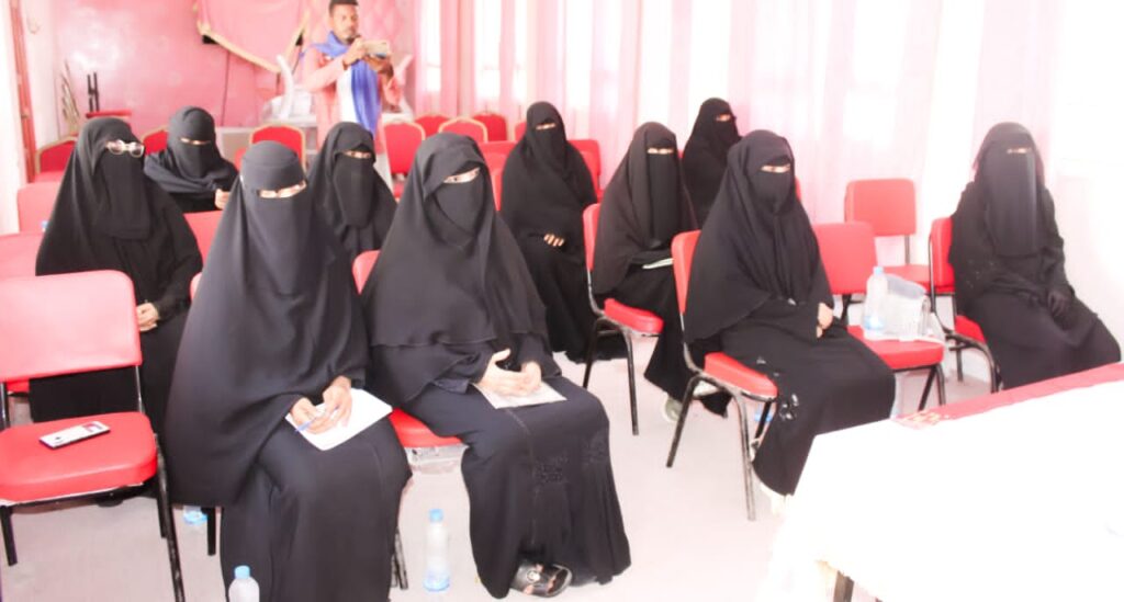 إدارة المرأة والطفل لانتقالي بروم ميفع تنظم دورة تدريبية في المكياج والكوافير بمدينة بروم إدارة المرأة والطفل لانتقالي بروم ميفع تنظم دورة تدريبية في المكياج والكوافير بمدينة بروم