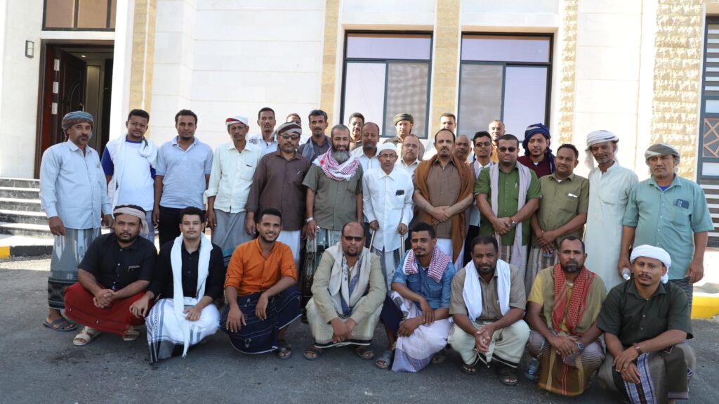 محافظ حضرموت يلتقي موظفي الإدارة المحلية بالوادي والصحراء محافظ حضرموت يلتقي موظفي الإدارة المحلية بالوادي والصحراء