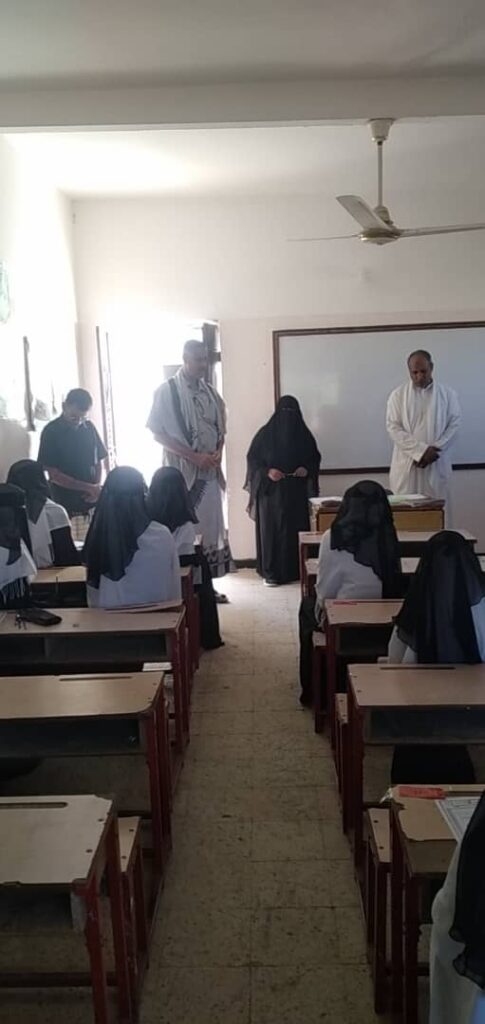 المدير العام السماحي يدشن الامتحانات النصفية للعام الدراسي 2024/2023م في مدارس المديرية. المدير العام السماحي يدشن الامتحانات النصفية للعام الدراسي 2024/2023م في مدارس المديرية.