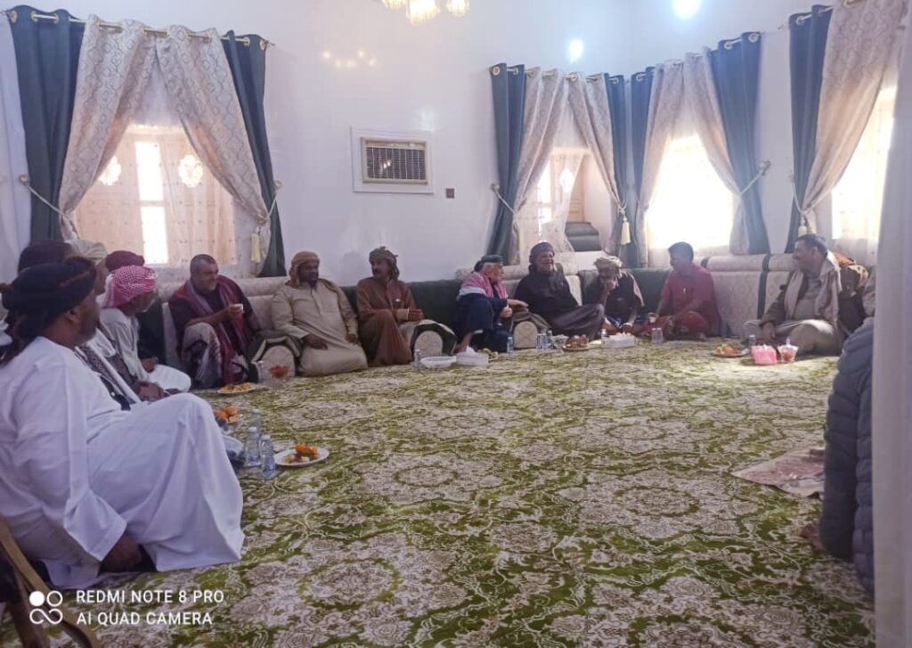 الشيخ غانم سالم بن مبخوت طرموم بن بيحان العامري يحتفل بزواجه الميمون الشيخ غانم سالم بن مبخوت طرموم بن بيحان العامري يحتفل بزواجه الميمون