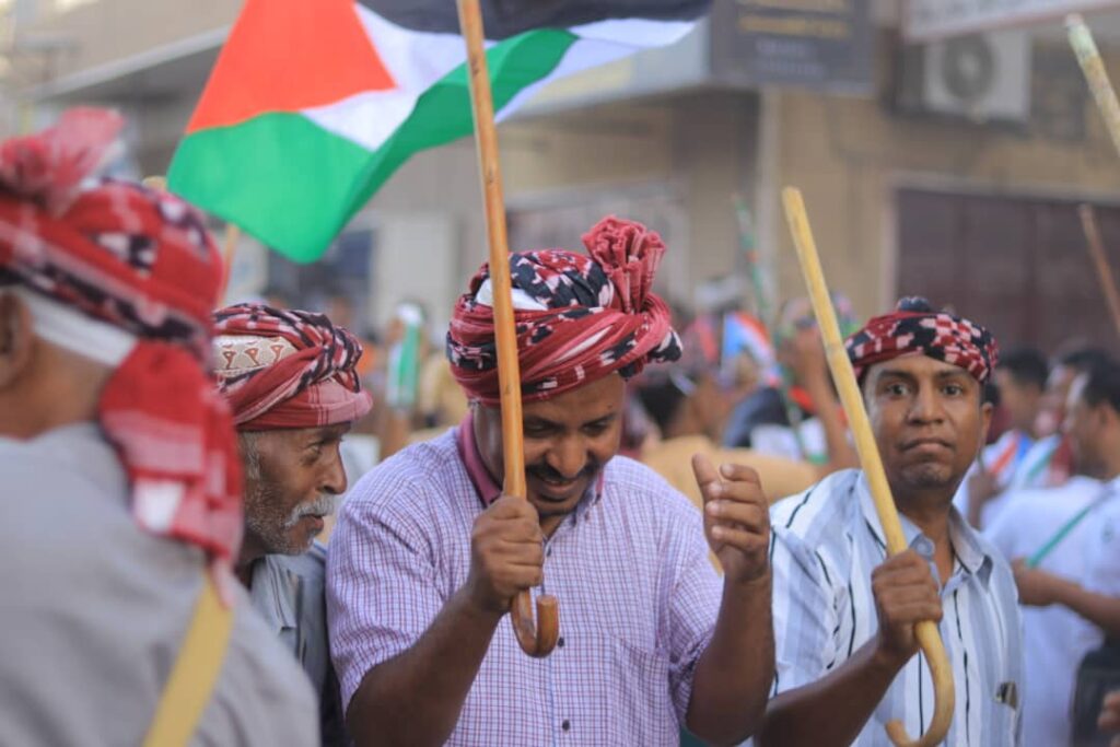 برعاية الرئيس القائد عيدروس الزبيدي ..عدة الالعاب الشعبية الشبواني بمدينة القطن تقيم مطلعها السنوي وسط حضور جماهيري حاشد "شاهد الصور" برعاية الرئيس القائد عيدروس الزبيدي ..عدة الالعاب الشعبية الشبواني بمدينة القطن تقيم مطلعها السنوي وسط حضور جماهيري حاشد "شاهد الصور"