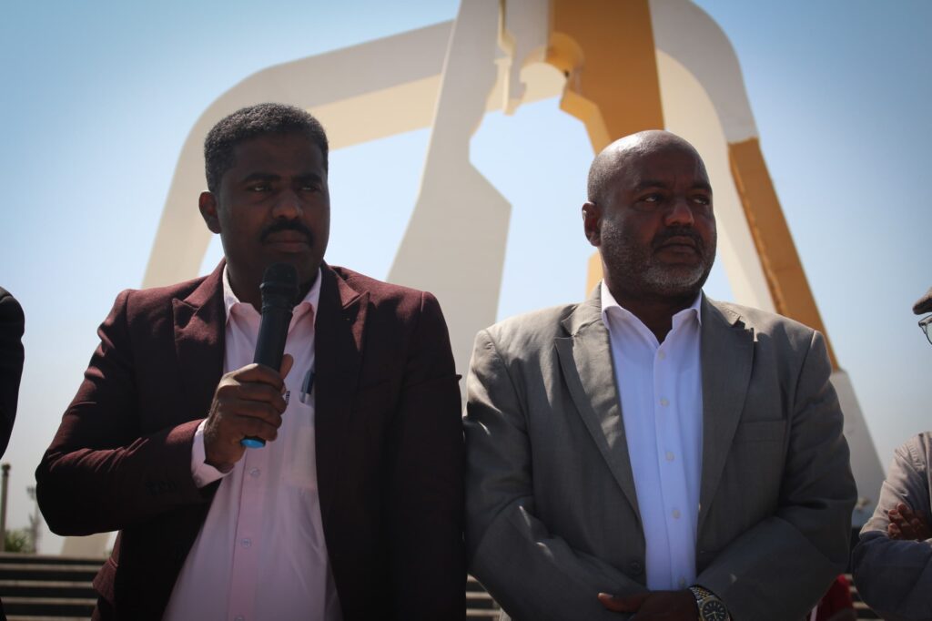 الوكيل باضاوي يكرم أبطال الجمهورية للدراجات للمنتخبات لفئتي الشباب والكبار. الوكيل باضاوي يكرم أبطال الجمهورية للدراجات للمنتخبات لفئتي الشباب والكبار.