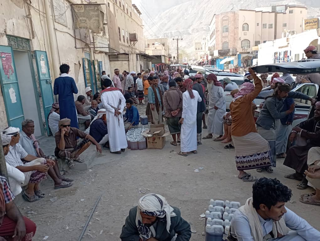 مرور القطن يعود من الصفر بجهود جبارة من قبل المدير الشبيبي الذي بذل جهود كبيرة في عودة الحياة إلي اداره مرور القطن "شاهد الصور" مرور القطن يعود من الصفر بجهود جبارة من قبل المدير الشبيبي الذي بذل جهود كبيرة في عودة الحياة إلي اداره مرور القطن "شاهد الصور"