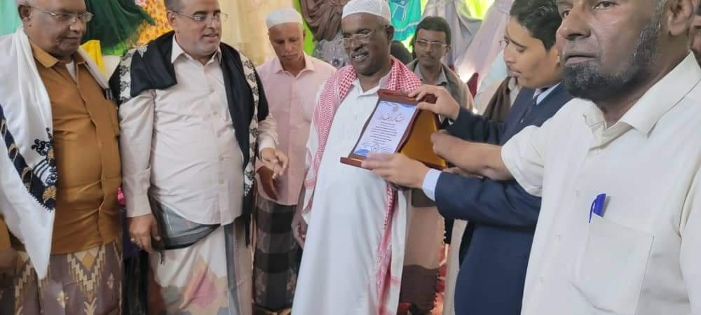 تزامنا مع اليوم العربي لمحو الأمية 8 يناير .. رئيس جهاز محو الأمية بالجمهورية يفتتح معرض منتجات مخرجات الدورات التدريبية التابعة لمكتب محو الأمية بمديرية تريم. تزامنا مع اليوم العربي لمحو الأمية 8 يناير .. رئيس جهاز محو الأمية بالجمهورية يفتتح معرض منتجات مخرجات الدورات التدريبية التابعة لمكتب محو الأمية بمديرية تريم.
