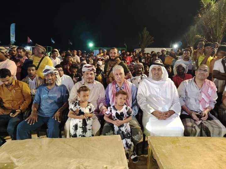 الثقلي والمنهالي يزوران مهرجان بامبارك للتراث الثقافي الأول بسقطرى الثقلي والمنهالي يزوران مهرجان بامبارك للتراث الثقافي الأول بسقطرى