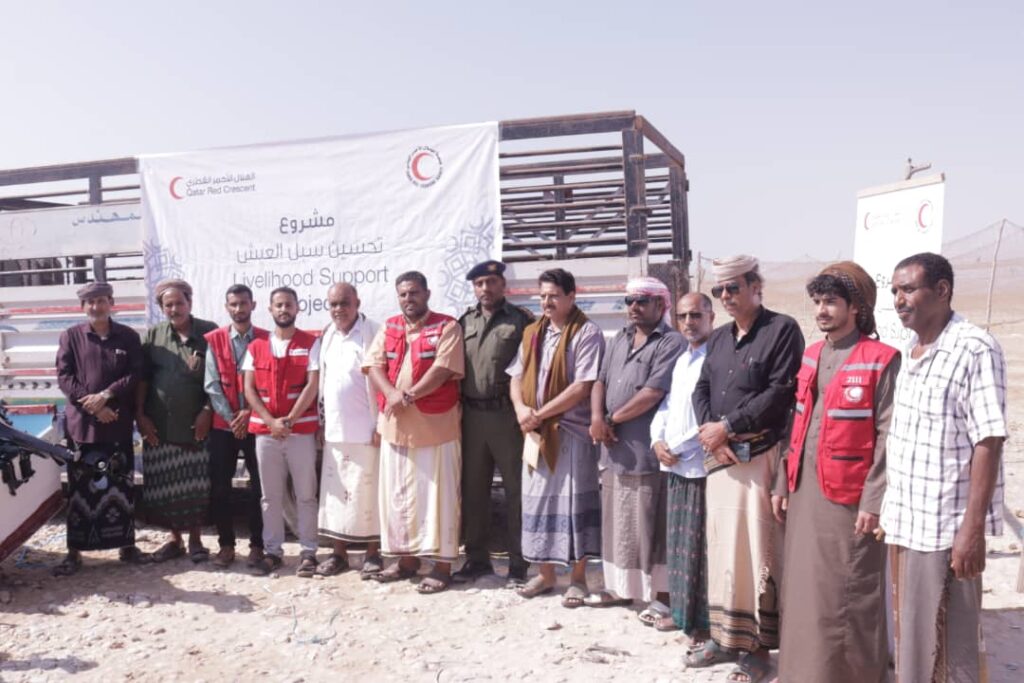 مؤسسة صالح عبدالرحيم بامزاحم تورد .. "قوارب صيد ومحركات بحرية وأدوات اصطياد" في مشروع سبل العيش بالمهرة مؤسسة صالح عبدالرحيم بامزاحم تورد .. "قوارب صيد ومحركات بحرية وأدوات اصطياد" في مشروع سبل العيش بالمهرة
