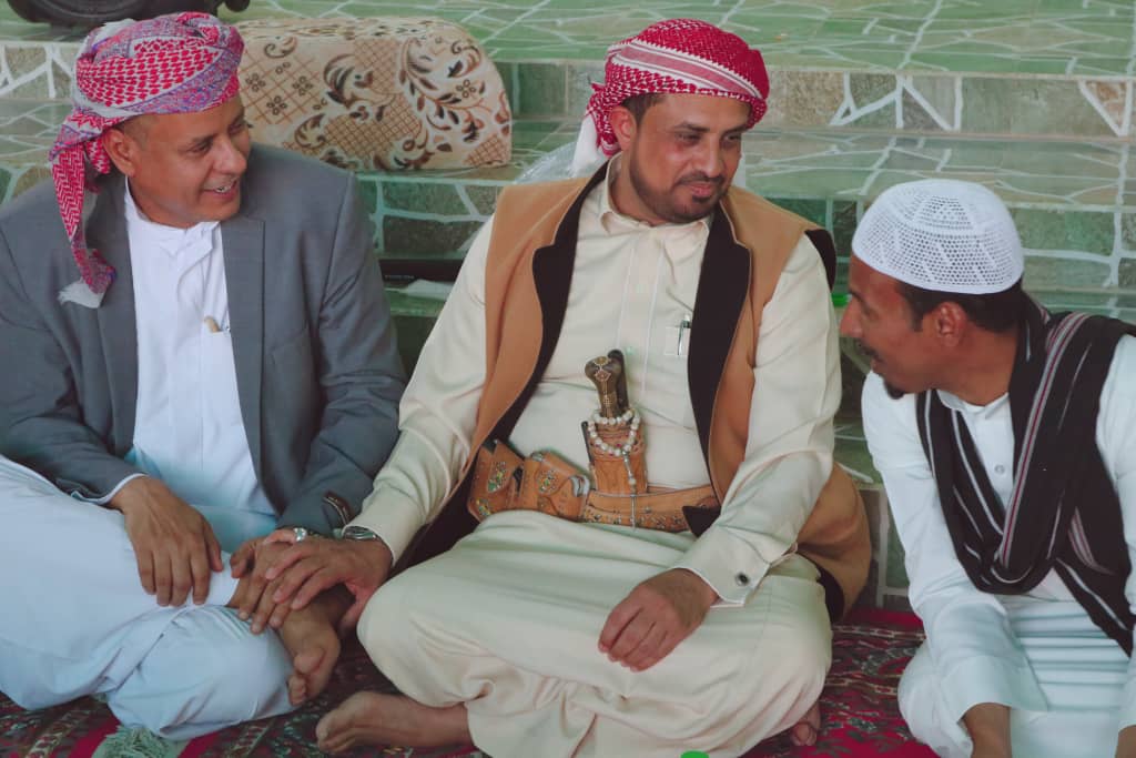 السلطه المحليه تقيم حفل تكريم لوكيل نيابة سيؤن بن دهري وعضو النيابه الحبشي ومأدبة غداء السلطه المحليه تقيم حفل تكريم لوكيل نيابة سيؤن بن دهري وعضو النيابه الحبشي ومأدبة غداء