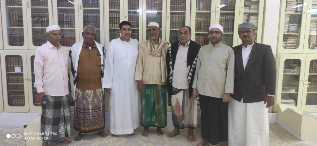 رئيس جهاز محوالامية بالجمهورية يزور دار المصطفى للدراسات الإسلامية بمديرية تريم رئيس جهاز محوالامية بالجمهورية يزور دار المصطفى للدراسات الإسلامية بمديرية تريم