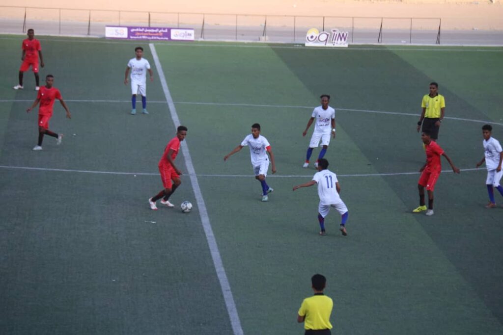 بحضور الوكيل العامري وقيادات السلطة المحلية .. نادي سيئون يُتَوٌج بطلاً لبطولة اليوبيل الذهبي لإذاعة سيئون لكرة القدم ( شاهد الصور) بحضور الوكيل العامري وقيادات السلطة المحلية .. نادي سيئون يُتَوٌج بطلاً لبطولة اليوبيل الذهبي لإذاعة سيئون لكرة القدم ( شاهد الصور)