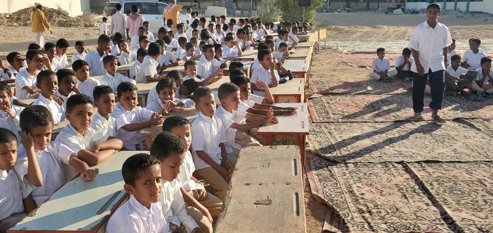 بحضور مدير مكتب التربية والتعليم بالمديرية .. مدرسة السويري بنين للتعليم الأساسيتكـرم المتفوقيـن دراسياً للفصل الاول من العام الدراسي 2023م -2024 م بحضور مدير مكتب التربية والتعليم بالمديرية .. مدرسة السويري بنين للتعليم الأساسيتكـرم المتفوقيـن دراسياً للفصل الاول من العام الدراسي 2023م -2024 م
