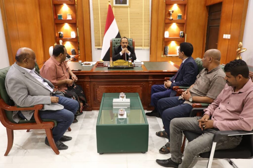 محافظ حضرموت يلتقي الإعلامي المعروف والأكاديمي المغربي الدكتور توفيق جزوليت محافظ حضرموت يلتقي الإعلامي المعروف والأكاديمي المغربي الدكتور توفيق جزوليت