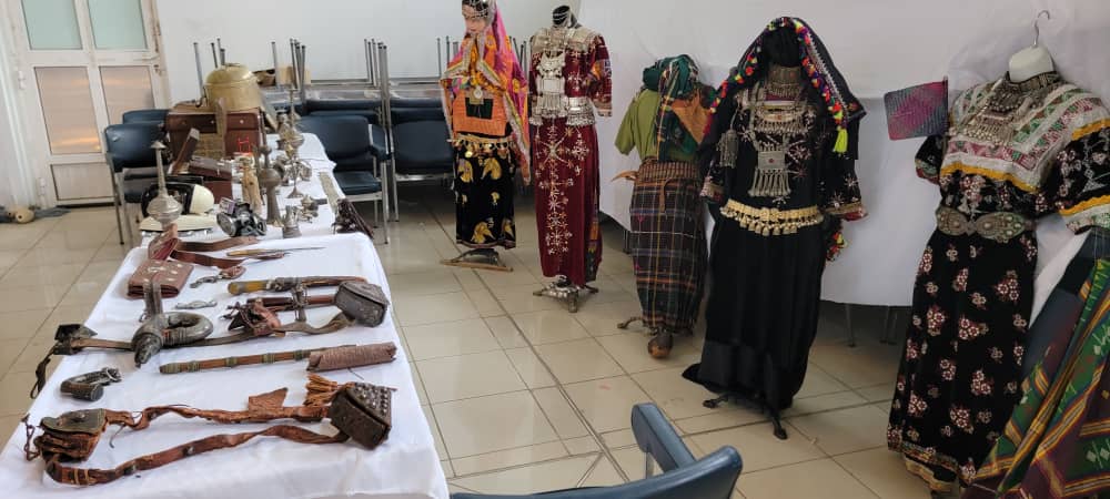 مكتب الثقافة بدوعن يشارك بجناح تراثي ضمن المعرض الختامي لمشروع "سفرة حضرمية" بالمكلا مكتب الثقافة بدوعن يشارك بجناح تراثي ضمن المعرض الختامي لمشروع "سفرة حضرمية" بالمكلا