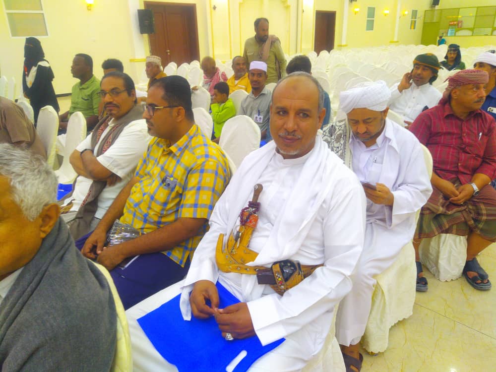 عاجل : يحدث الان في مدينة المكلا الحفل التابيني الخاص للفقيد اللواء الركن سالم سعيد المنهالي "شاهد الصور" عاجل : يحدث الان في مدينة المكلا الحفل التابيني الخاص للفقيد اللواء الركن سالم سعيد المنهالي "شاهد الصور"