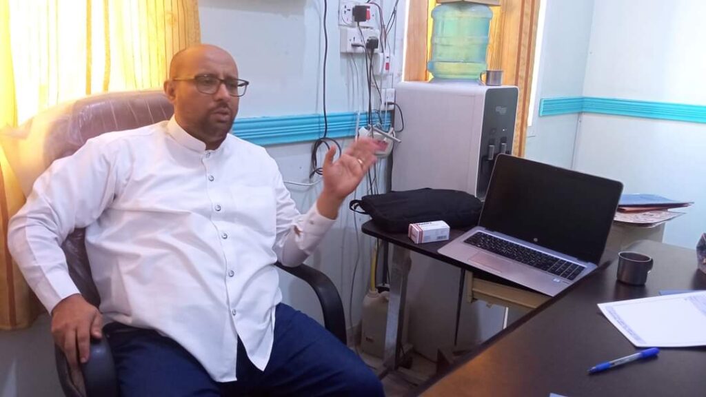 طلاب مدرسة عبدالله بن سميط في زيارة لعدد من المرافق الحيوية طلاب مدرسة عبدالله بن سميط في زيارة لعدد من المرافق الحيوية