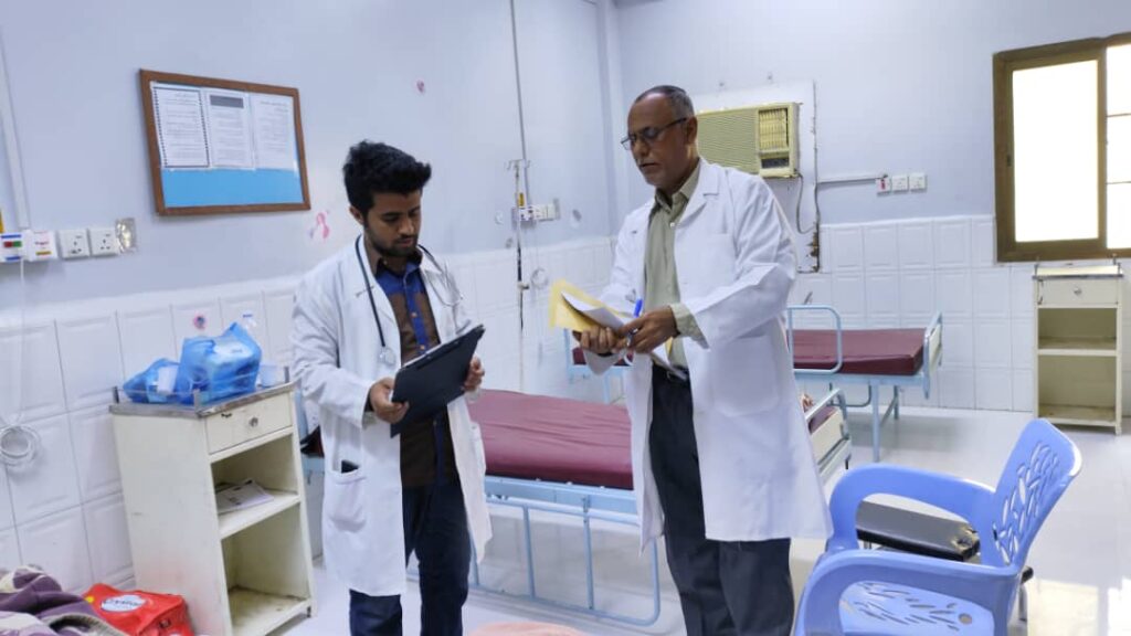 كلية الطب والعلوم الصحيه بجامعة سيئون تستكمل امتحانات العملي لطلاب الامتياز ( المستوى السادس) الدوره الاولى….!! كلية الطب والعلوم الصحيه بجامعة سيئون تستكمل امتحانات العملي لطلاب الامتياز ( المستوى السادس) الدوره الاولى….!!