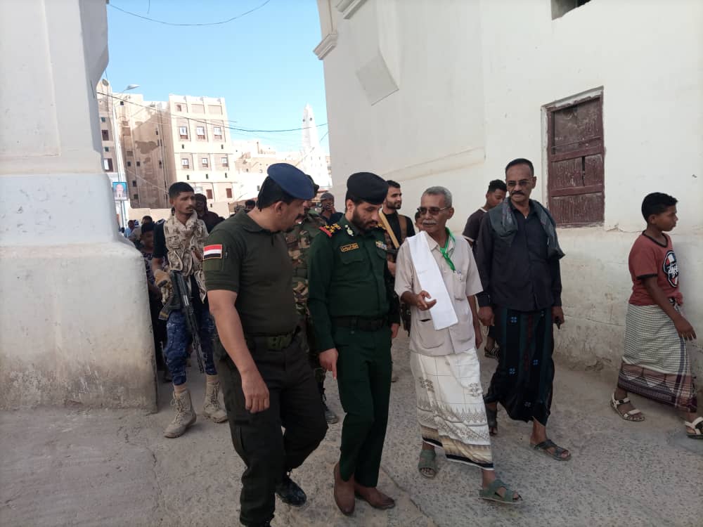 ( إدخلوها بسلام ٱمنين ) شبام تستقبل ضيوفها في عرسها الثقافي والتجاري والتراثي "شاه. الصور" ( إدخلوها بسلام ٱمنين ) شبام تستقبل ضيوفها في عرسها الثقافي والتجاري والتراثي "شاه. الصور"