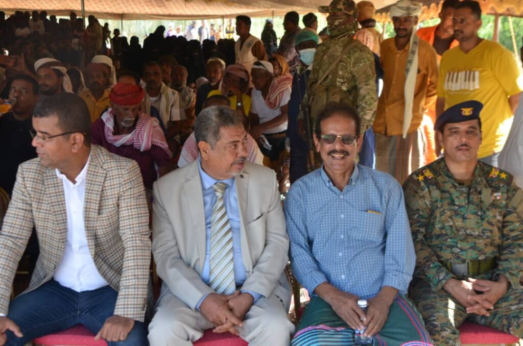 برعاية الأستاذ / مبخوت مبارك بن ماضي محافظ محافظة حضرموت .. صندوق النظافة والتحسين بساحل حضرموت يدشن فعاليات أسبوع النظافة والبيئة بمديرية حجر للعام 2024م "شاهد الصور" برعاية الأستاذ / مبخوت مبارك بن ماضي محافظ محافظة حضرموت .. صندوق النظافة والتحسين بساحل حضرموت يدشن فعاليات أسبوع النظافة والبيئة بمديرية حجر للعام 2024م "شاهد الصور"