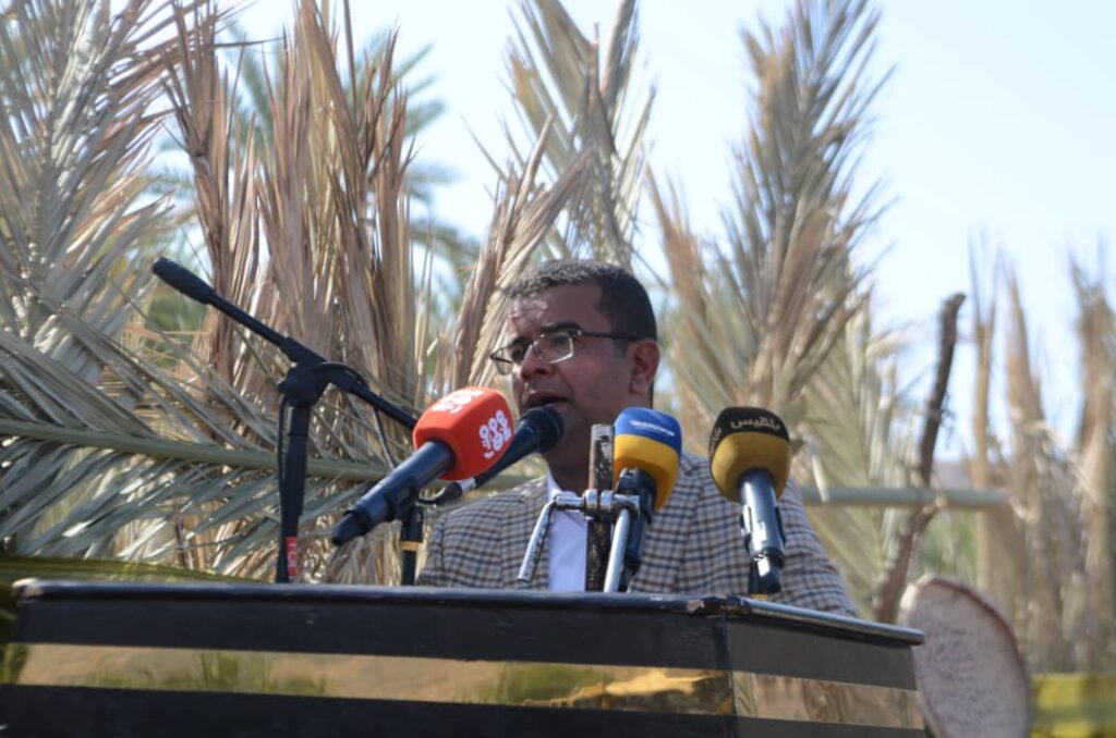 برعاية الأستاذ / مبخوت مبارك بن ماضي محافظ محافظة حضرموت .. صندوق النظافة والتحسين بساحل حضرموت يدشن فعاليات أسبوع النظافة والبيئة بمديرية حجر للعام 2024م "شاهد الصور" برعاية الأستاذ / مبخوت مبارك بن ماضي محافظ محافظة حضرموت .. صندوق النظافة والتحسين بساحل حضرموت يدشن فعاليات أسبوع النظافة والبيئة بمديرية حجر للعام 2024م "شاهد الصور"