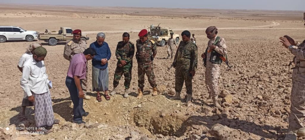 العثور على رفات جثة وبعض الأسلحة في مرتفعات دوعن العثور على رفات جثة وبعض الأسلحة في مرتفعات دوعن