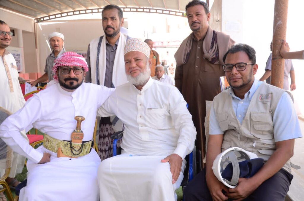 مدرسة عبدالله بن سميط بشبام التاريخية تكمل فعاليات ذكرى تأسيسها الـ80 بحفل تكريم 50 شخصية وجهة بوسام المدرسة من بينها موقع تاربة اليوم "شاهد الصور" مدرسة عبدالله بن سميط بشبام التاريخية تكمل فعاليات ذكرى تأسيسها الـ80 بحفل تكريم 50 شخصية وجهة بوسام المدرسة من بينها موقع تاربة اليوم "شاهد الصور"