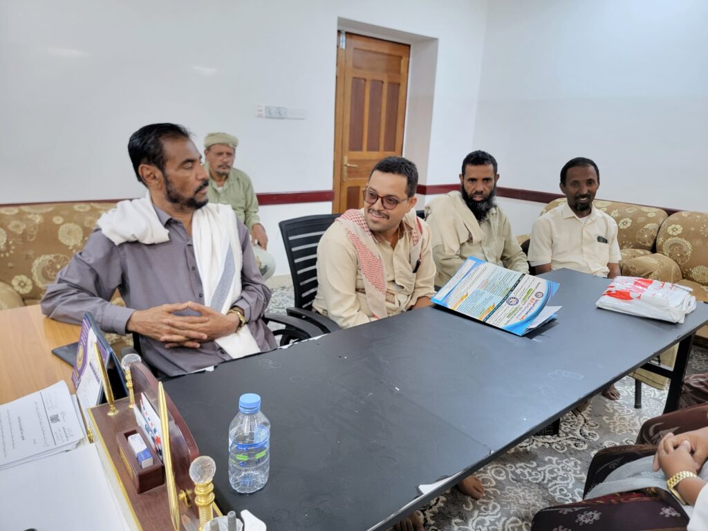مدير عام شبام "فلهوم" يلتقي بنقابة كوادر الصحة لمناقشة أوضاع مستشفى شبام العام مدير عام شبام "فلهوم" يلتقي بنقابة كوادر الصحة لمناقشة أوضاع مستشفى شبام العام