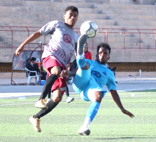 بفوزه على شباب الهجرين بأربعة اهداف .. قضاعة يتصدر مجموعته الخامسة ويتأهل مع التعاون الى الدور الثاني لبطولة كأس حضرموت الثامنة بفوزه على شباب الهجرين بأربعة اهداف .. قضاعة يتصدر مجموعته الخامسة ويتأهل مع التعاون الى الدور الثاني لبطولة كأس حضرموت الثامنة