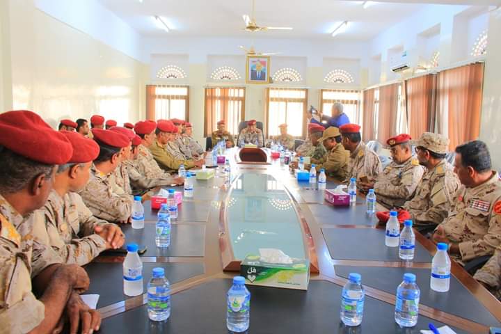 نائب رئيس هيئة الأركان العامة في زيارة الى قيادة المنطقة العسكرية الثانية نائب رئيس هيئة الأركان العامة في زيارة الى قيادة المنطقة العسكرية الثانية