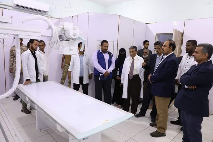 محافظ حضرموت يدشّن العمل بأجهزة طبية جديدة ويطلع على المخطط المستقبلي والتدخلات العاجلة بهيئة ابن سينا محافظ حضرموت يدشّن العمل بأجهزة طبية جديدة ويطلع على المخطط المستقبلي والتدخلات العاجلة بهيئة ابن سينا