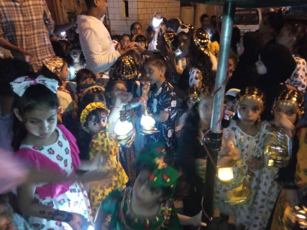 مجلس الحراك الثوري في مديرية صيرة ينظم فعالية فنية ترحيبية بشهر رمضان رغم الأوضاع المعيشية القاسية "شاهد الصور" مجلس الحراك الثوري في مديرية صيرة ينظم فعالية فنية ترحيبية بشهر رمضان رغم الأوضاع المعيشية القاسية "شاهد الصور"