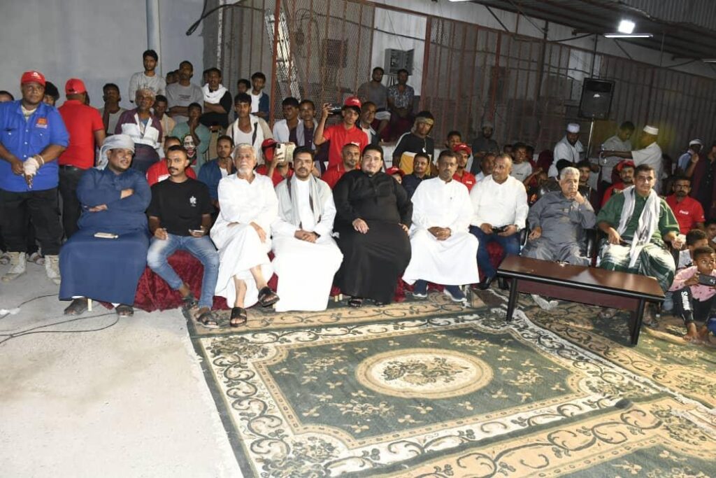 برعاية شركة عدن للمرطبات والصناعة… هايبر المستهلك يقيم مهرجان تسليم الجوائز الكبرى (سيارة ) برعاية شركة عدن للمرطبات والصناعة… هايبر المستهلك يقيم مهرجان تسليم الجوائز الكبرى (سيارة )