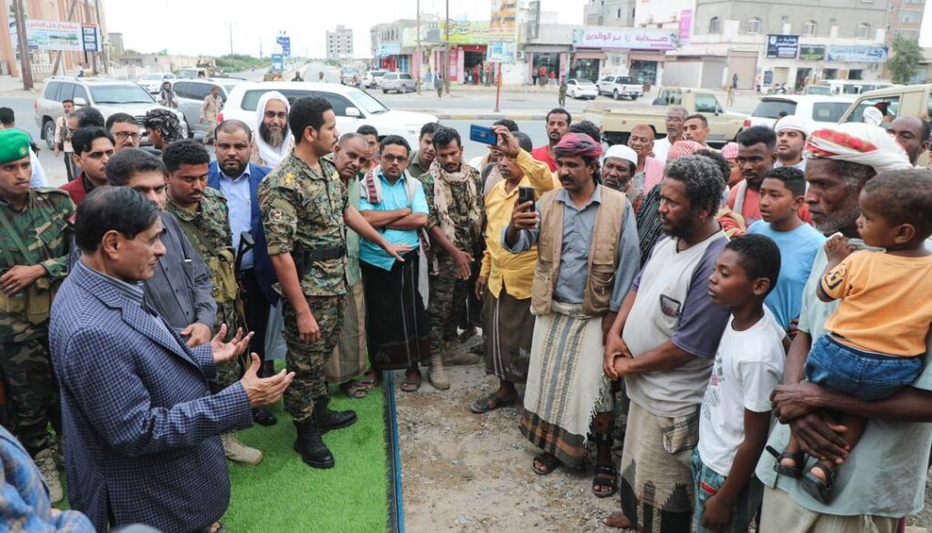 عضو مجلس القيادة الرئاسي البحسني يدشّن مشروع المخابز الخيرية بالمكلا عضو مجلس القيادة الرئاسي البحسني يدشّن مشروع المخابز الخيرية بالمكلا
