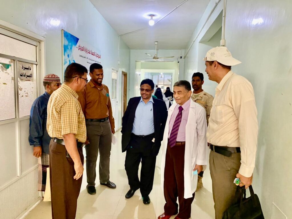 قيادة السلطة المحلية بحضرموت تتفقّد الدوام الرسمي للوحدات الإدارية والمؤسسات والهيئات الحكومية في أول أيام رمضان قيادة السلطة المحلية بحضرموت تتفقّد الدوام الرسمي للوحدات الإدارية والمؤسسات والهيئات الحكومية في أول أيام رمضان