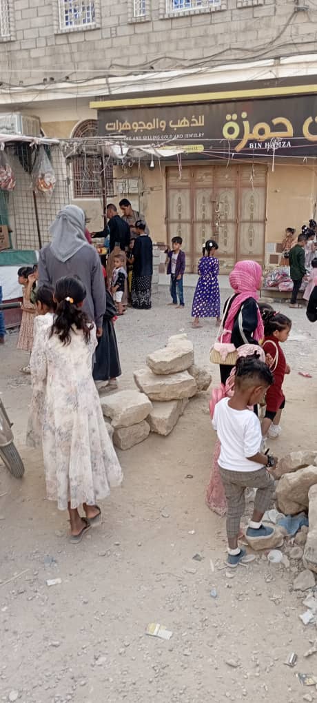عدسة كاميرا تاربة اليوم تتجول في السوق الرمضاني في مدينة القطن في اليوم الثاني من شهر رمضان عدسة كاميرا تاربة اليوم تتجول في السوق الرمضاني في مدينة القطن في اليوم الثاني من شهر رمضان